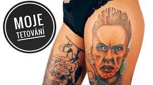 Moulin roty tetování malé čarodějky. Facebook