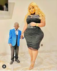 Jul 26, 2021 · guinea ivorian socialite, eudoxie yao, announces the end of her relationship with guinean musician, grand p curvy ivorian socialite, eudoxie took to facebook to announce that her relationship with grand p is over and she will now be focusing on her music. La07bki7tfas4m