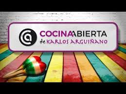His devotion to cuisine started when he was a child and helped at home because he was the eldest of four siblings and had a disabled mother. Cocina Abierta Youtube Karlos Arguinano Cocinas Abiertas Cocinas