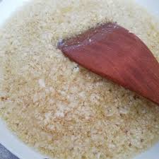 Rendam dalam minyak sayur selama 24 jam. Cara Buat Minyak Bawang Putih Secara Homemade