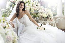 Pronovias hochzeitskleid 2014 sind eine der beliebtesten brautkleidern weltweit. Wir Waren Auf Der Brautmodenmesse 2014 Finden Sie Ihr Traumhaftes Hochzeitskleid Bei Alexa Brautmoden