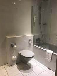 Belonged to leonardo hotels hotel chain 4 stars hotel holiday inn düsseldorf airport ratingen is conveniently located at broichhofstr. Holiday Inn Dusseldorf Airport Ratingen Picture Of Leonardo Hotel Dusseldorf Airport Ratingen Dusseldorf Tripadvisor
