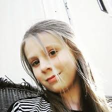 Karly Ford (@KarlyFord2)