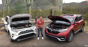 Touring shown in modern steel metallic with accessory crossbars. Can Honda S 2020 Cr V Hybrid Beat Toyota S 2020 Rav4 Hybrid At Its Own Game Carscoops