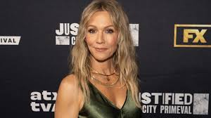 Jennie Garth Opens Up About Marriages, Family Life & How Podcast Is Her  Safe Space in Trying Times