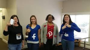 Simple Costumes For An Office Staff Halloween Costumes For Groups Group Halloween Costumes Group Costumes Easy Costumes