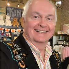 artinspaces #creativecollaborations #nycart #empirestateofmind  #corporateart