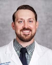 Christopher George Larsen, 45 Park Ave, Bay Shore, NY 11706, US