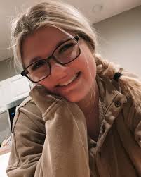 Stephanie Hector's Instagram, Twitter & Facebook