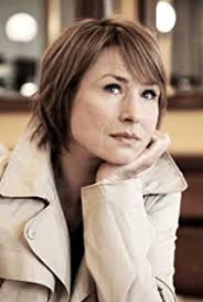 „rosas hochzeit, ist die geschichte einer befreiung, eine dramatische komödie, mit einer umwerfenden candela peña in der titelrolle. Corinna Harfouch Imdb