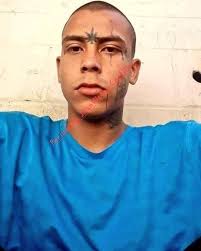 CANSADO DE LA EXTORSIÓN HOMBRE TERMINA CON LA VIDA DE MARERO ALIAS EL  "LOCO" EN MIXCO #URGENTE Los disparos fueron certeros, los bomberos al  llegar verificaron que ya no contaba con signos