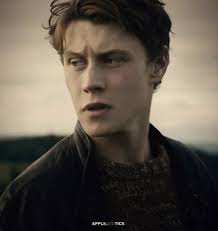 #GEORGEMACKAY hi george mackay (i say, louder than everyone else)  #georgemackayedit #1917 #needthat #fyp audio creds: @✩