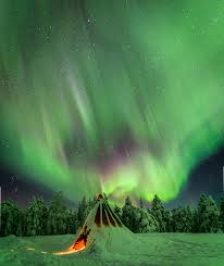 Wer die nordlichter sehen will, ist in kakslauttanen am richtigen ort. Nordlichter Trip Und Ubernachtung In Einem Schnee Iglo Lapland Welcome In Lappland Finnland