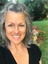 Regina Townes's Instagram, Twitter & Facebook