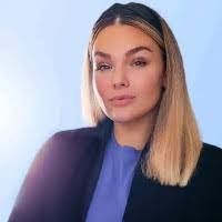 Jeanette Duff's Instagram, Twitter & Facebook