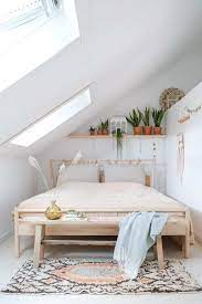 Arredare Una Mansarda Con Queste Idee Da Cui Prendere Spunto Idee Camera Da Letto Ikea Idee Arredamento Camera Da Letto Pareti Camera Da Letto Ragazza