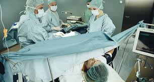 Beim kaiserschnitt wird zwischen einem geplanten und einem ungeplanten eingriff unterschieden. Biologe Kaiserschnitt Verandert Die Evolution Der Menschen