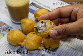 Aloo Bonda Potato Bonda Batata Vada Recipe Urulakizhangu Bonda Crunchy Kitchen Recipe In 2020 Aloo Bonda Batata Vada Recipes