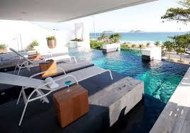 In his academic life there are several years studying history of art and a animation cinema course at calouste gulbenkian foundation. Filho Do Ator Francisco Cuoco E Neto Do Ex Presidente Joao Figueiredo Sao Alvos De Operacao Da Policia Federal Sobre O Extinto Trump Hotel No Rio Radio Cs Fm