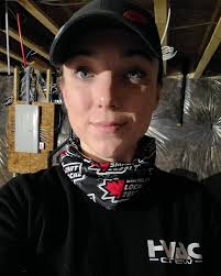 Samara Sampson's Instagram, Twitter & Facebook