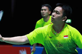 Hendra setiawan hanya berpasangan dengan anastasia russkikh selama satu tahun karena setelah itu ia sempat cedera. 3 Wanita Yang Pernah Dampingi Hendra Setiawan Di Sektor Ganda Campuran Semua Halaman Bolastylo Bolasport Com