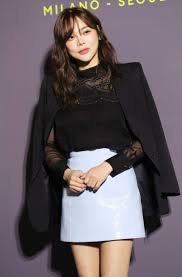 2000년 미스코리아 대회에 참가하면서 연예계에 입문했다. Gkub11xh16qa8m