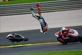 Oh Not The Best But Lorenzo Still Won The Championship Motogp Bike Accident Racing Bikes