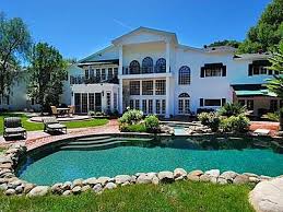 Homes In Encino California Google Search Celebrity Houses Mansions Celebrity Mansions