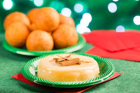 Cheerful family with different ages holding sparkles celebrating christmas. Colombian Christmas Food Guide 10 Delicious Colombian Christmas Dishes The Best Latin Spanish Food Articles Recipes Amigofoods