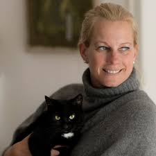 Karina Kroll (@tantekanne) • Threads, Say more