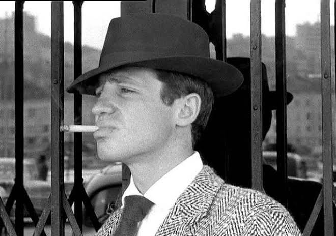 Breathless movie review & film summary