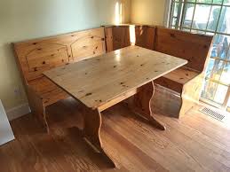kitchen table and wrap around bench