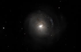 Also called arp 12, it's about 62,000 light years across similar expanses of galaxies can be observed in other hubble images such as the hubble deep field, which recorded. Ngc 2782 Wikiwand