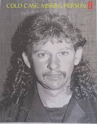 I have been scanning the posts and I'm puzzled by the remarks about Pete  Weaver being married to Gene Harts Ex. Pete Weaver was married to Helen  since May 8, 1946 and