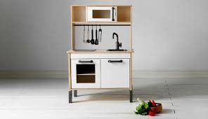 Here you can find your country's ikea website and more about the ikea business idea. De Lunares Y Naranjas Ideas Para Customizar Duktig La Cocina De Juguete De Ikea