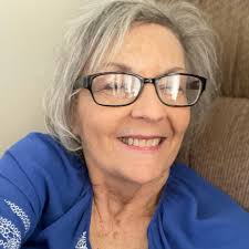 Who's family went to Straght Business School? Any History?