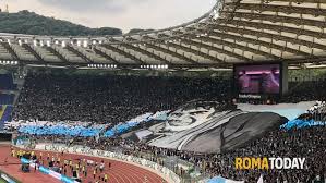 Totti, top 10 gol nella roma. Lazio Roma Coreografia Derby Curva Nord E Curva Sud Omaggio A Diabolik