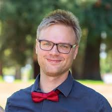 Brian Croom (@aikoniv)