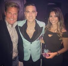 Aber auch wenn in dieter bohlens urlausgrüßen nicht alles von seiner freundin zu sehen ist, sind die fans begeistert. Dieter Bohlen Mit Freundin Carina Walz Auf Instagram