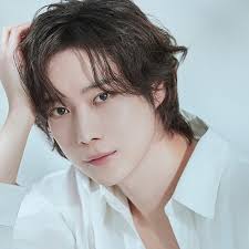 A look at the dating lives of the Bon Appétit, Your Majesty cast