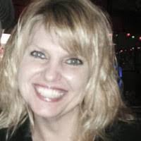 Amy Hellmann's Instagram, Twitter & Facebook