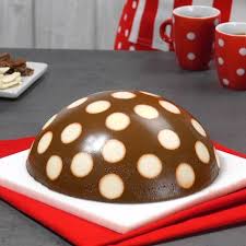 Ce Dome Aux Deux Chocolats Sera Un Regal Pour Les Yeux Et Le Palais Onctueux Delicat T Recette Dessert Facile Idee Recette Dessert Recette Dessert Chocolat