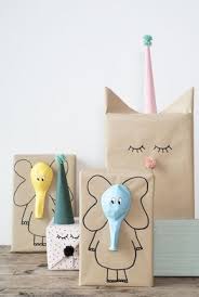 Ich bin noch ganz begeistert darüber, wie vielfältig dieses diy projekt ist. Susse Geschenkverpackung Mit Luftballons Die Geschenke Fur Kinder Machen Selber Machen Einfach