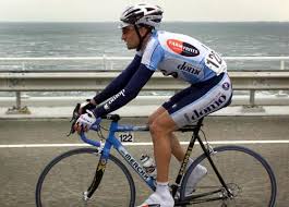 Pascal vrebos reçoit l'invité de la semaine. Frank Vandenbroucke Google Search Fietsen