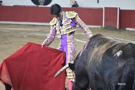 En Lima… Franco Salcedo triunfa saliendo por la puerta grande –  TorosenelMundo