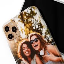 We have been proposing beautiful and practical custom iphone cases over the years, and we are present again this year. Custom Iphone 11 Pro Max Case Personalizzalo