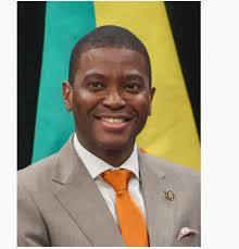 This guy Wade Regis aka Wade King from La Mode, St. Patrick I paid him  money to fix something