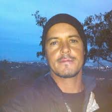 guillermo Garroz (@guillomano)