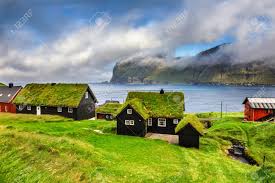 Ich freue mich auf ei. Dorf Von Mikladalur Befindet Sich Auf Der Insel Kalsoy Faroer Inseln Danemark Lizenzfreie Fotos Bilder Und Stock Fotografie Image 50801021