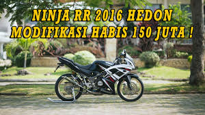 Deddy dermawanto, selaku pemilik dj custom dan motor ini sengaja memilih merombak kembali motor kesayangannya dengan mengambil konsep daily racing look plus body kit yang mirip dengan aprilia rsv4. Review Ninja Rr Hedon Modif Habis 150 Juta Harga Velg Nya Bisa Dapet Motor Baru Ninjarr Youtube